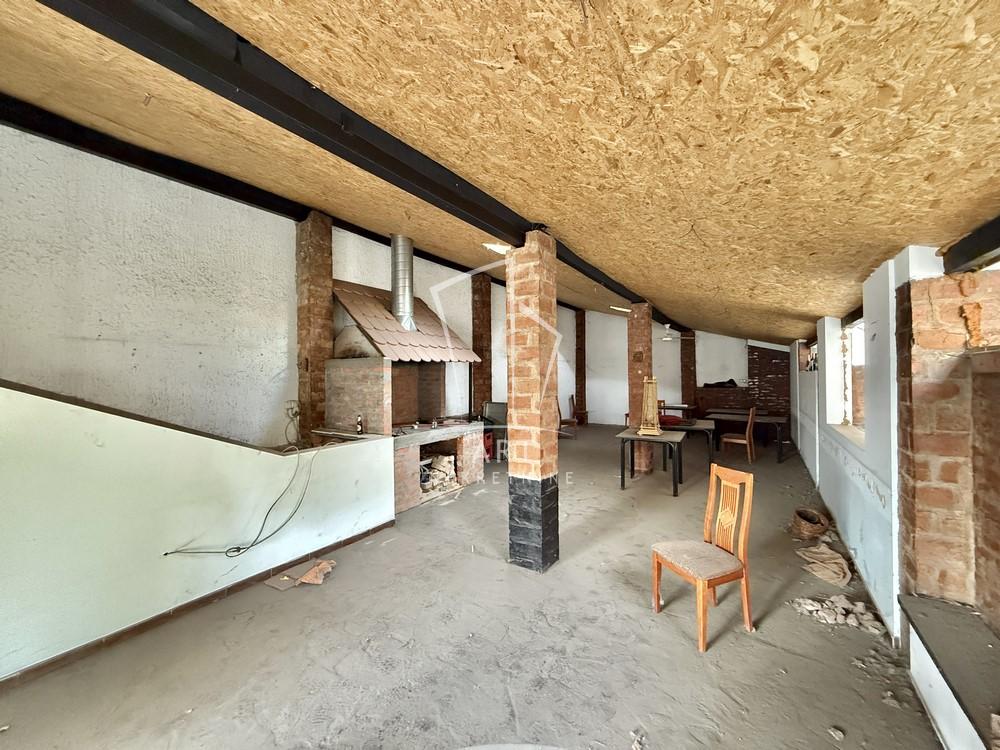 Slika 9 - Stanislava Sremčevića,  Lokal na prodaju, 103m2, 400.000€