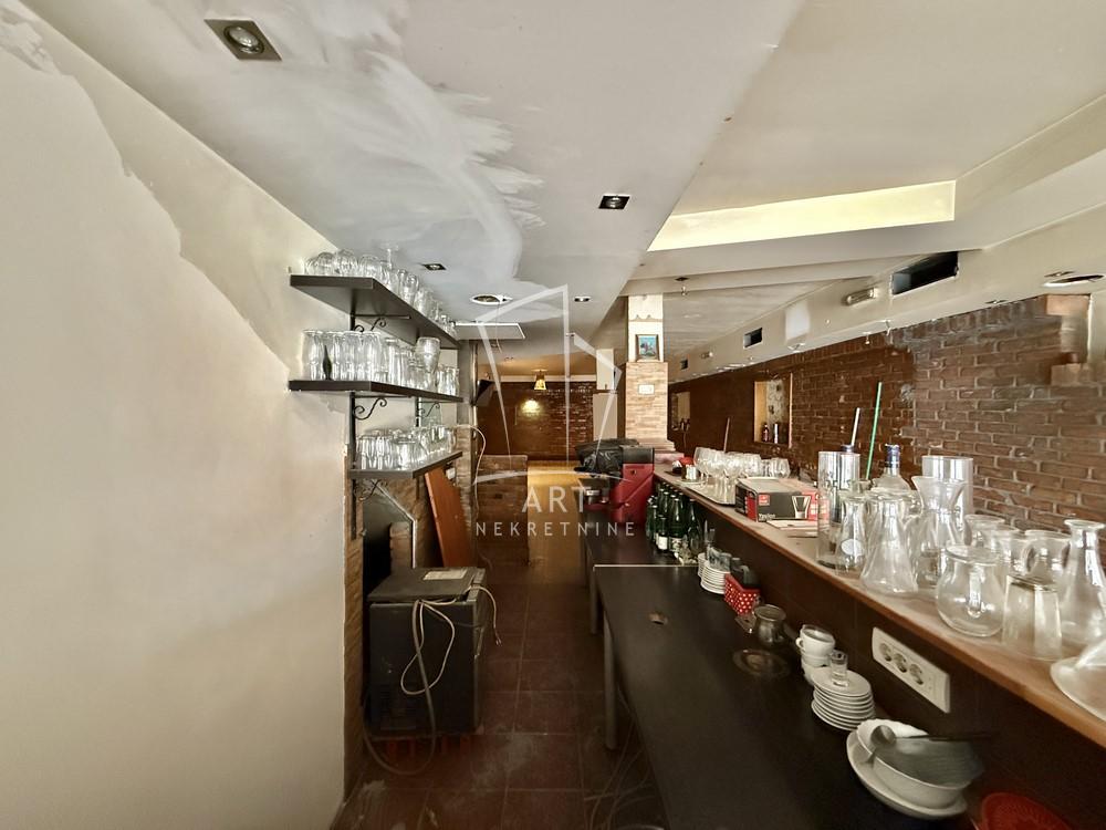 Slika 2 - Stanislava Sremčevića,  Lokal na prodaju, 103m2, 400.000€