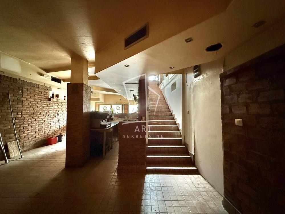 Slika 5 - Stanislava Sremčevića,  Lokal na prodaju, 103m2, 400.000€