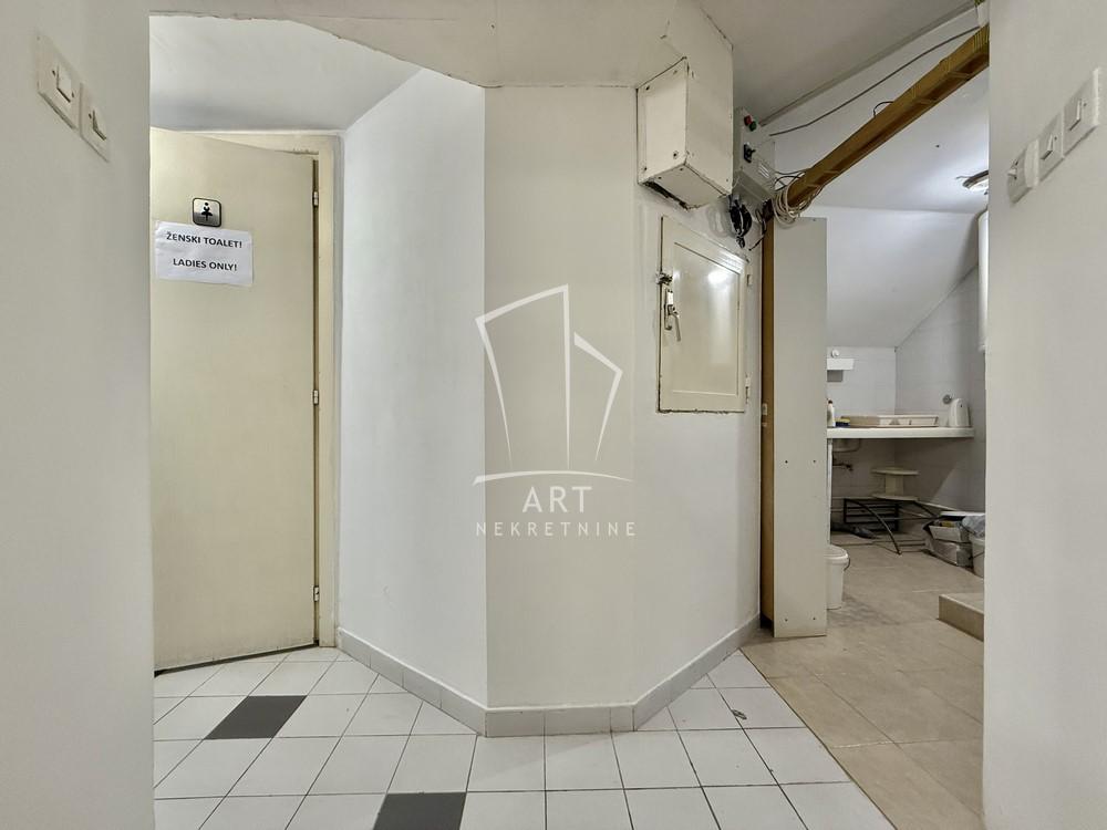 Slika 8 - Đure Daničića,  Lokal na prodaju, 112m2, 180.000€