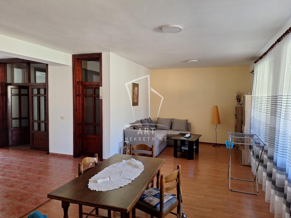 Slika 1 - Milosava Vlajića,  Lokal na prodaju, 1083m2, 600.000€