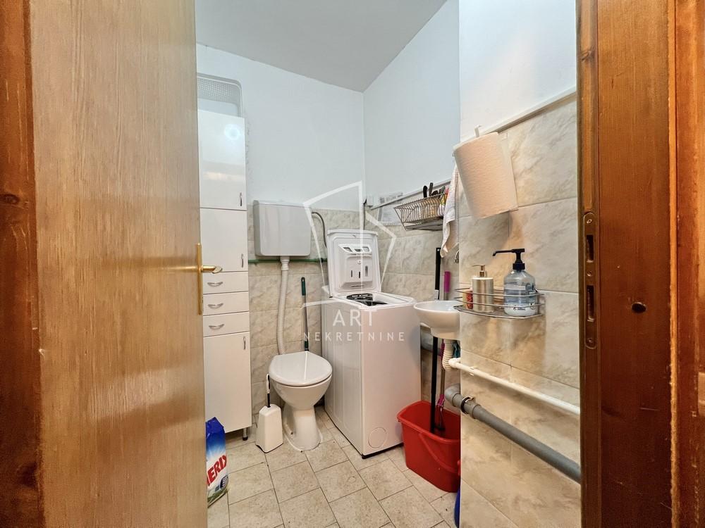 Slika 9 - Zaplanjska,  Lokal na prodaju, 43m2, 103.000€