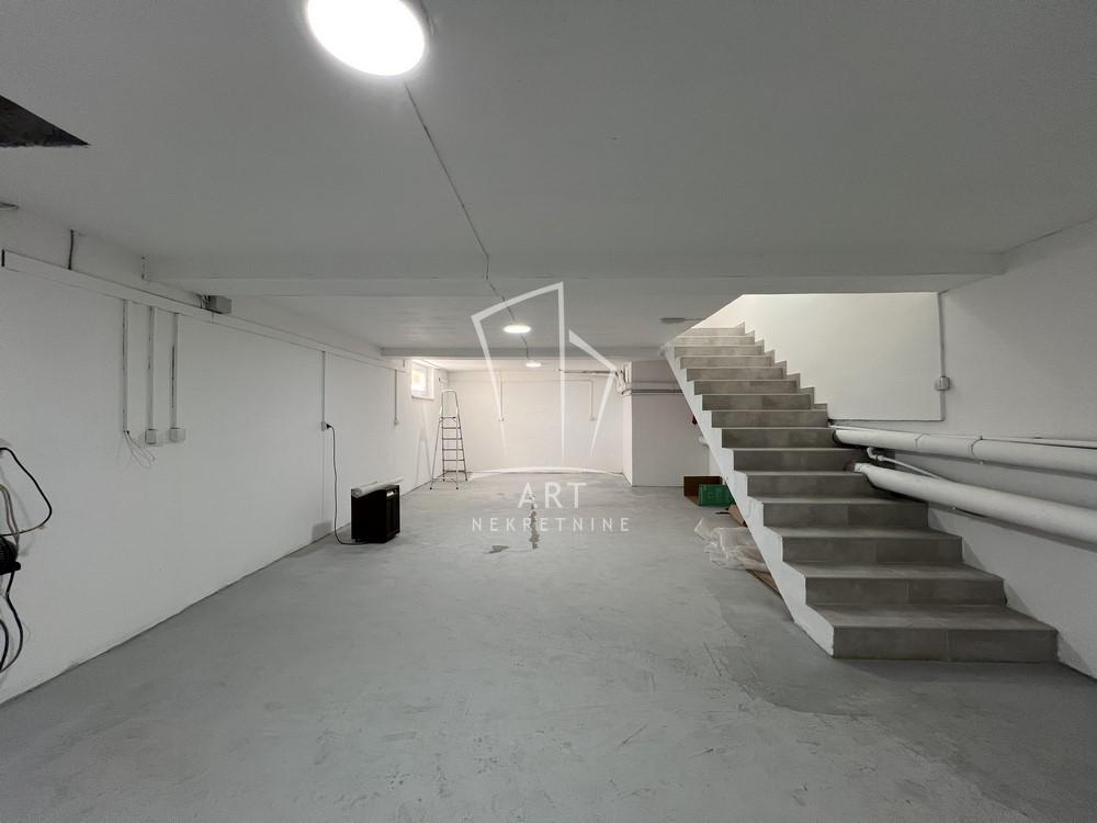 Slika 6 - Cara Dušana,  Lokal na prodaju, 221m2, 635.000€