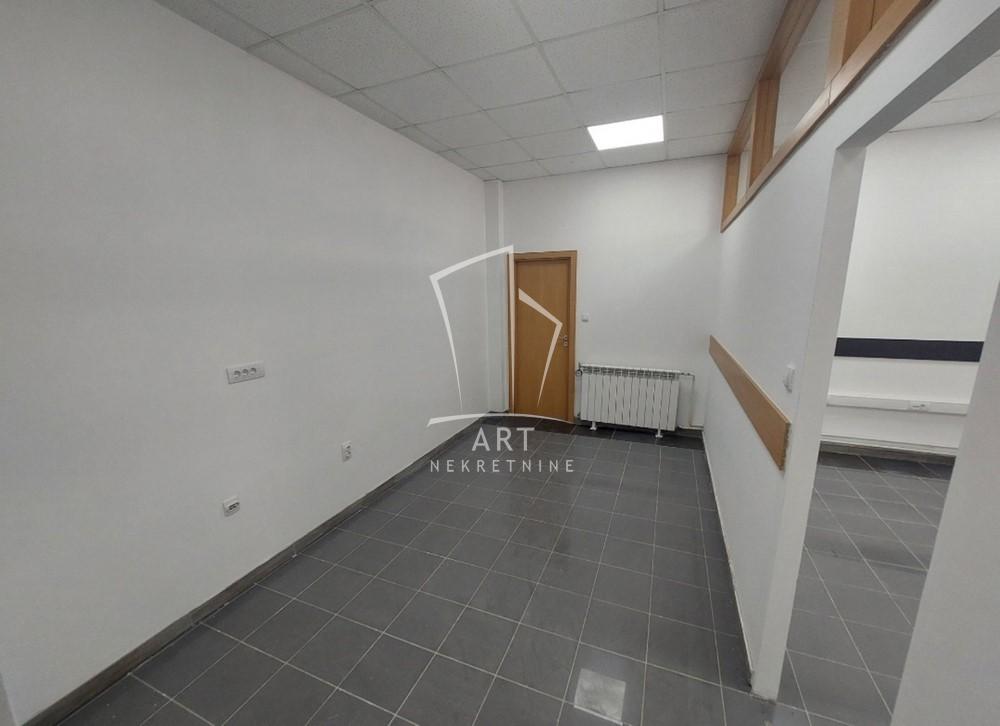 Slika 11 - Preševska,  Lokal za izdavanje, 120m2, 1.500€