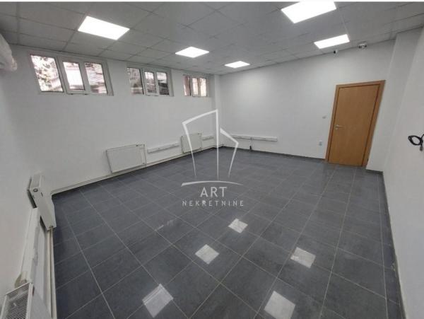 Slika 3 - Preševska,  Lokal za izdavanje, 120m2, 1.500€