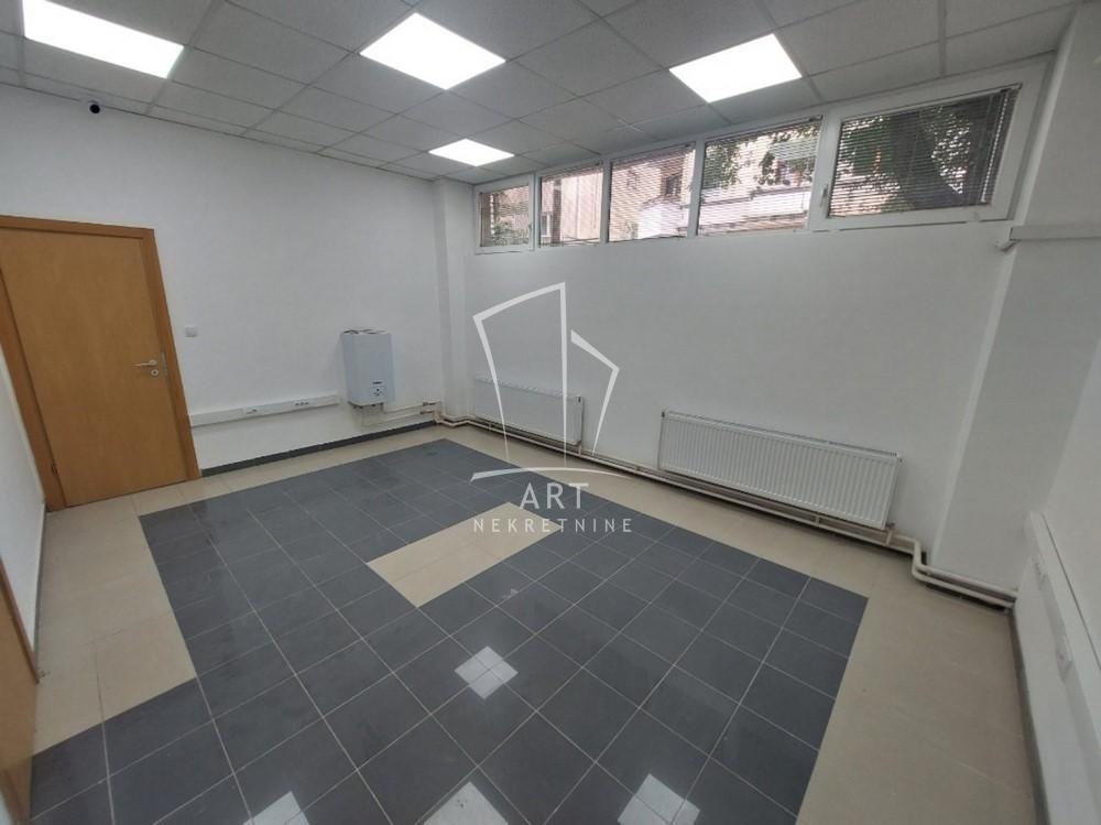 Slika 4 - Preševska,  Lokal za izdavanje, 120m2, 1.500€