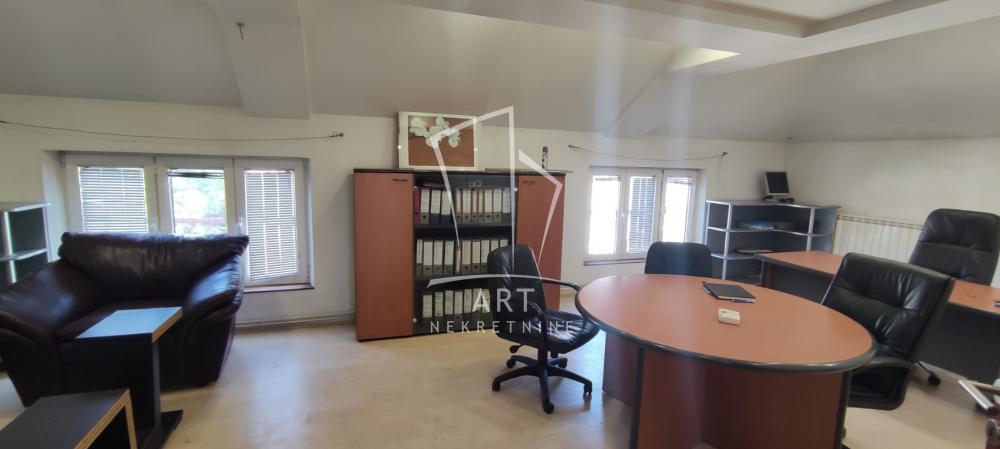 Slika 2 - Vojvode Brane,  Lokal za izdavanje, 112m2, 1.200€