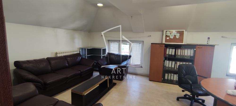 Glavna slika -Vojvode Brane,  Lokal za izdavanje, 112m2, 1.200€