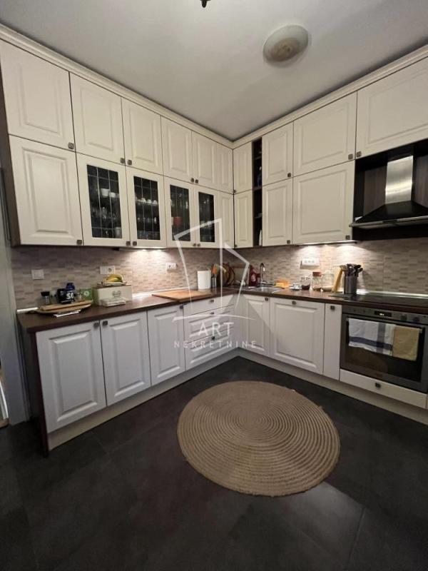 Slika 7 - Bulevar Vojvode Mišića,  Lokal za izdavanje, 102m2, 1.200€