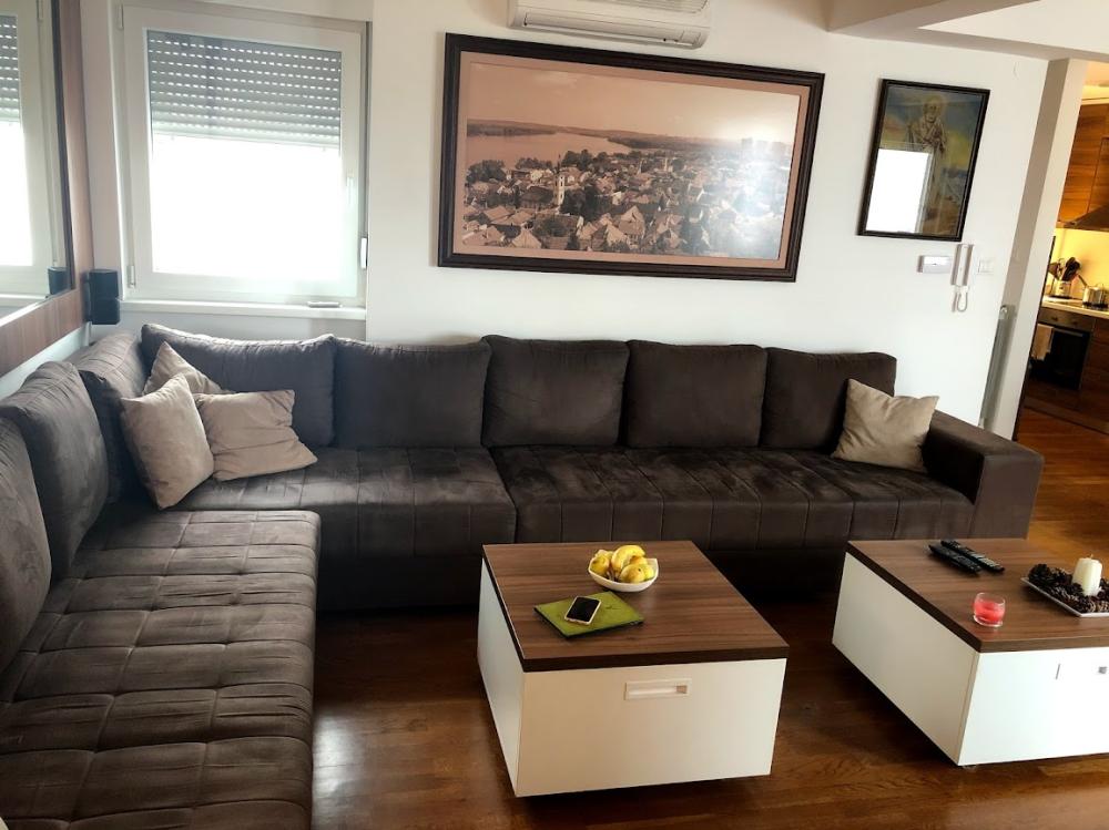 Slika 1 - Banatska, Petosoban stan na prodaju, 106m2, 310.000€