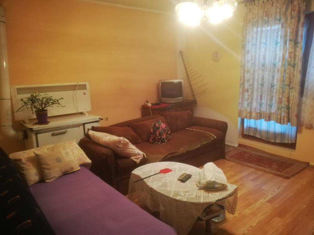 Slika 1 - Moše Pijade,  Kuća na prodaju, 100m2, 72.000€