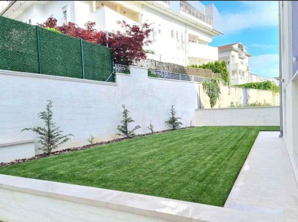 Slika 9 - Velisava Vulovića, Četvoroiposoban stan na prodaju, 180m2, 900.000€