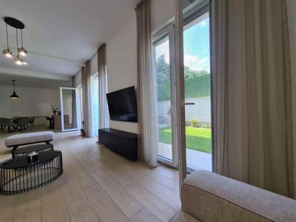 Slika 6 - Velisava Vulovića, Šestosoban stan na prodaju, 220m2, 950.000€