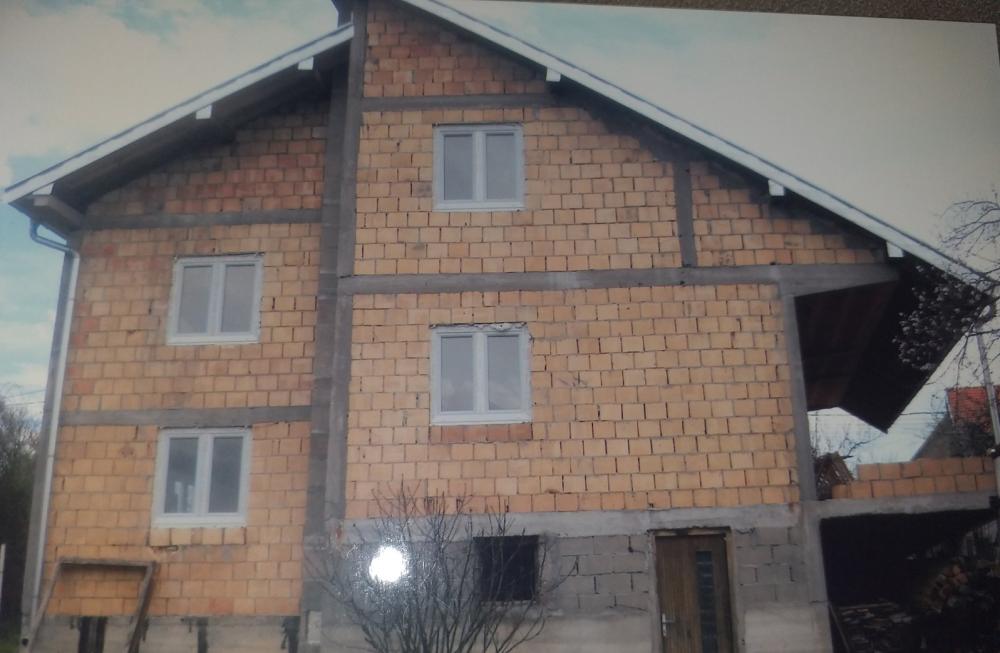 Slika 1 - Milisava Krstića,  Kuća na prodaju, 246m2, 86.000€