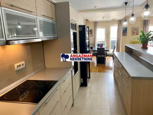 Slika 3 - Đevđelijska, Četvorosoban stan na prodaju, 157m2, 410.000€