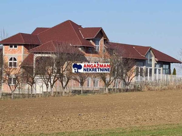 Glavna slika -Batajnički vinogradi, Kuća na prodaju, 921m2, 800.000€