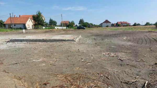 Slika 1 -  Plac na prodaju, Lazarevac, Šopić, 99.000€