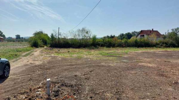 Slika 3 -  Plac na prodaju, Lazarevac, Šopić, 99.000€