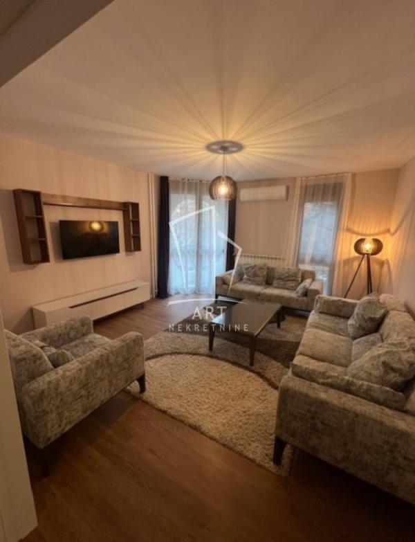 Glavna slika -Vidikovački venac, Trosoban stan za izdavanje, 50m2, 900€