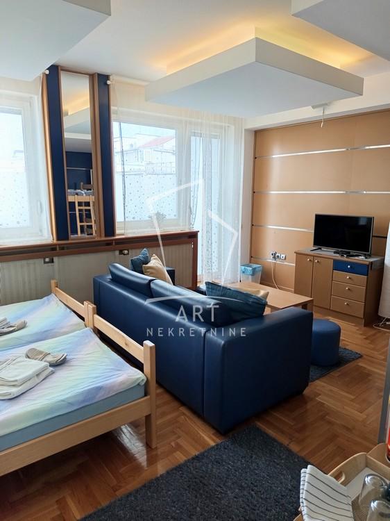 Slika 1 - Braće Baruh,  Lokal za izdavanje, 187m2, 2.000€