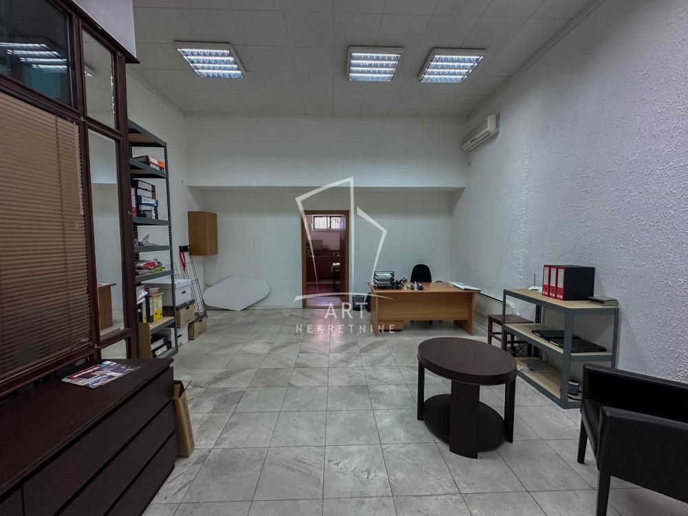 Slika 3 - Balkanska,  Lokal na prodaju, 81m2, 165.000€