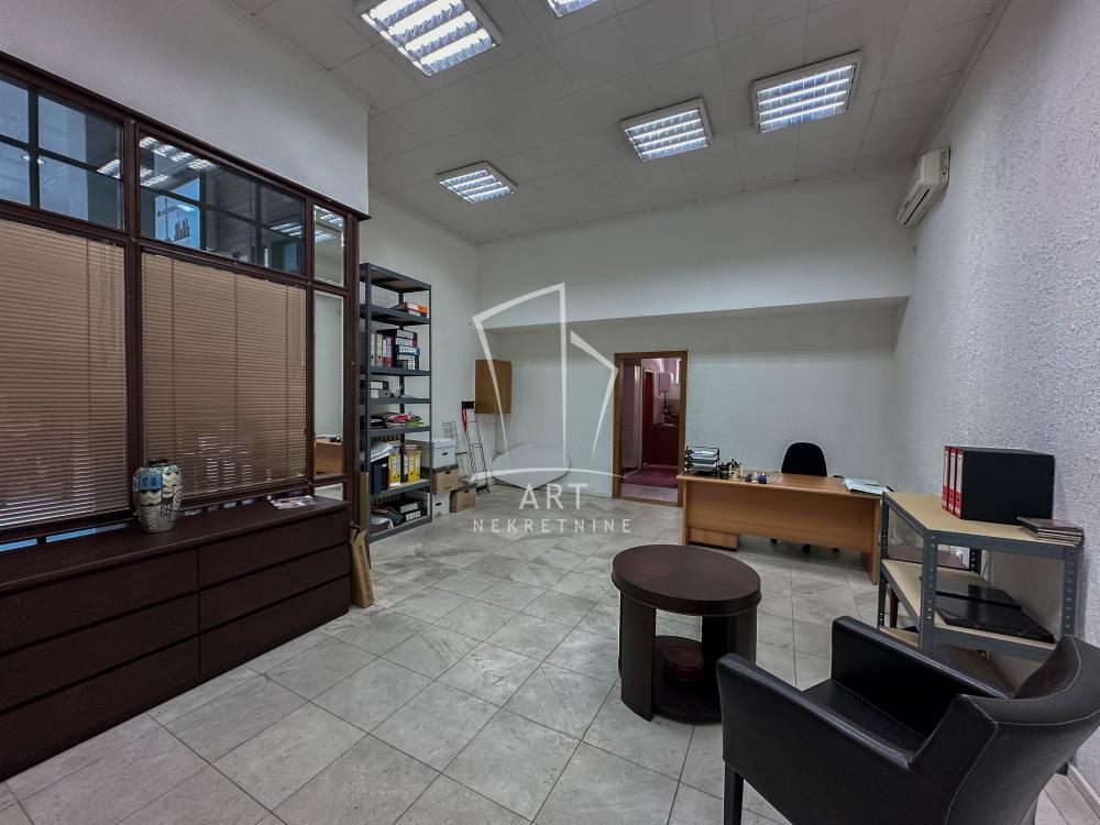 Slika 4 - Balkanska,  Lokal na prodaju, 81m2, 165.000€