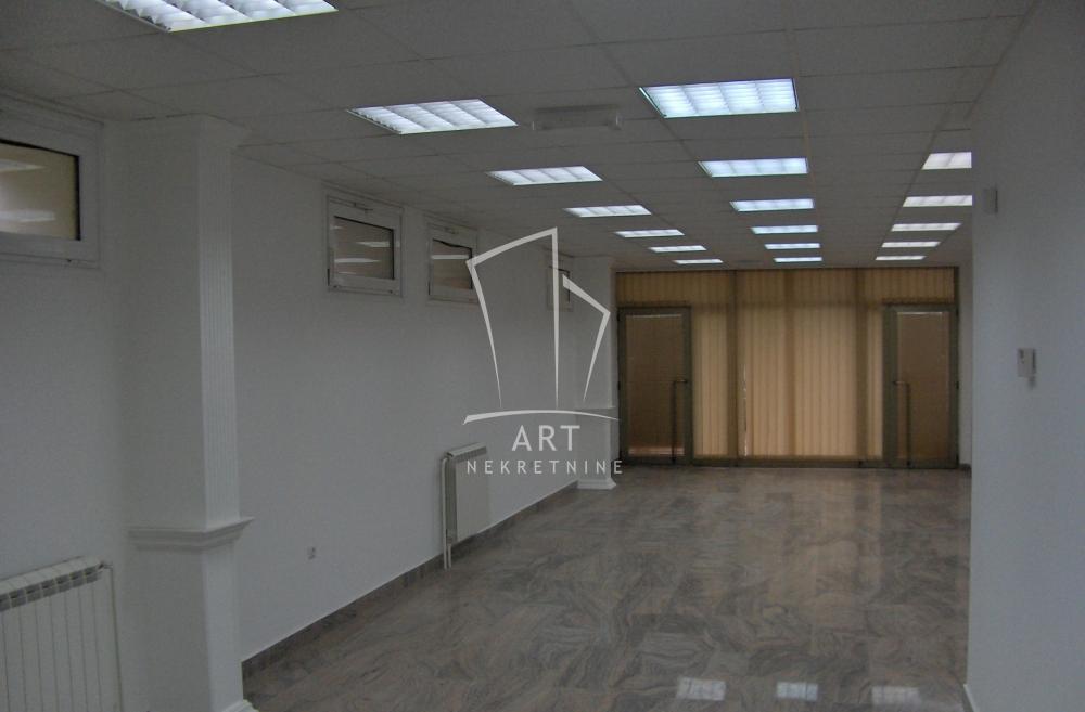 Slika 6 - Dragačevska,  Lokal na prodaju, 300m2, 598.000€