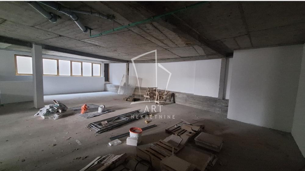 Slika 7 - Vojislava Ilića,  Lokal za izdavanje, 297m2, 3.000€