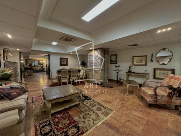 Slika 8 - Hadži Melentijeva,  Lokal na prodaju, 359m2, 790.000€