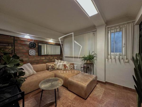 Slika 6 - Hadži Melentijeva,  Lokal na prodaju, 359m2, 790.000€