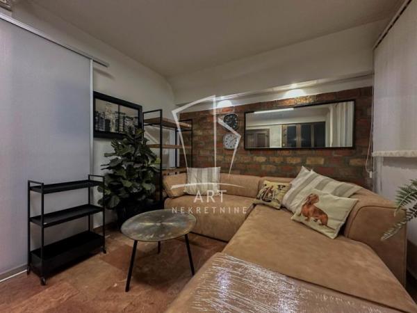 Slika 7 - Hadži Melentijeva,  Lokal na prodaju, 359m2, 790.000€