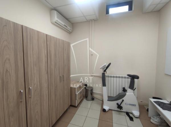 Slika 8 - Tadeuša Košćuška,  Lokal na prodaju, 140m2, 420.000€