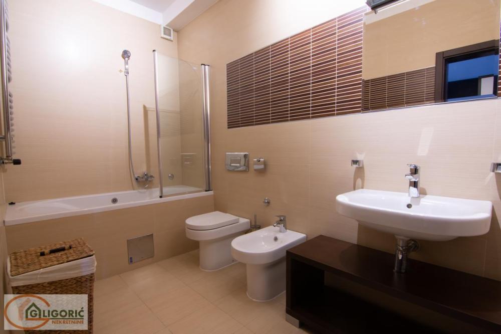 Slika 3 - Bulevar despota Stefana, Četvorosoban stan na prodaju, 109m2, 598.000€