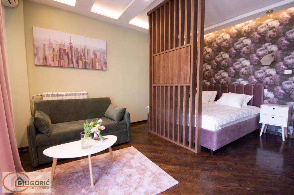 Glavna slika -Bulevar despota Stefana, Četvorosoban stan na prodaju, 109m2, 598.000€