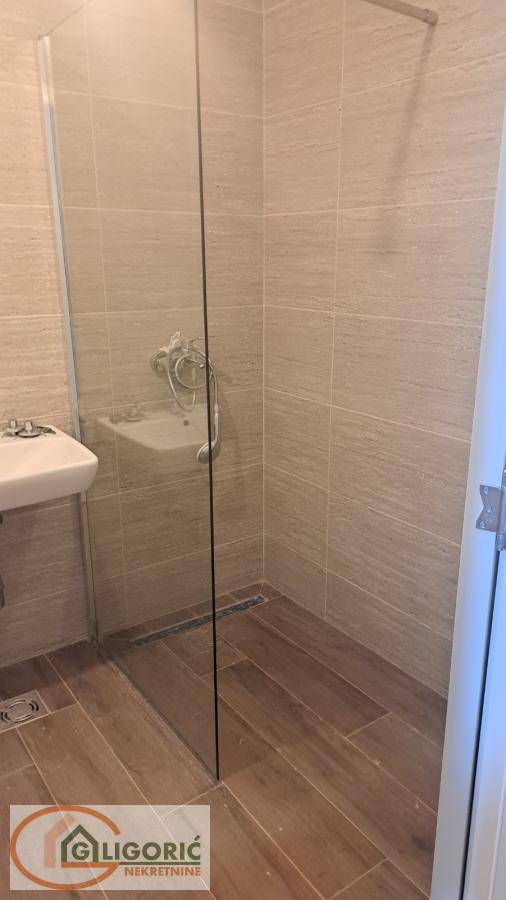 Slika 1 - Dvosoban stan na prodaju, 61m2, 215.000€
