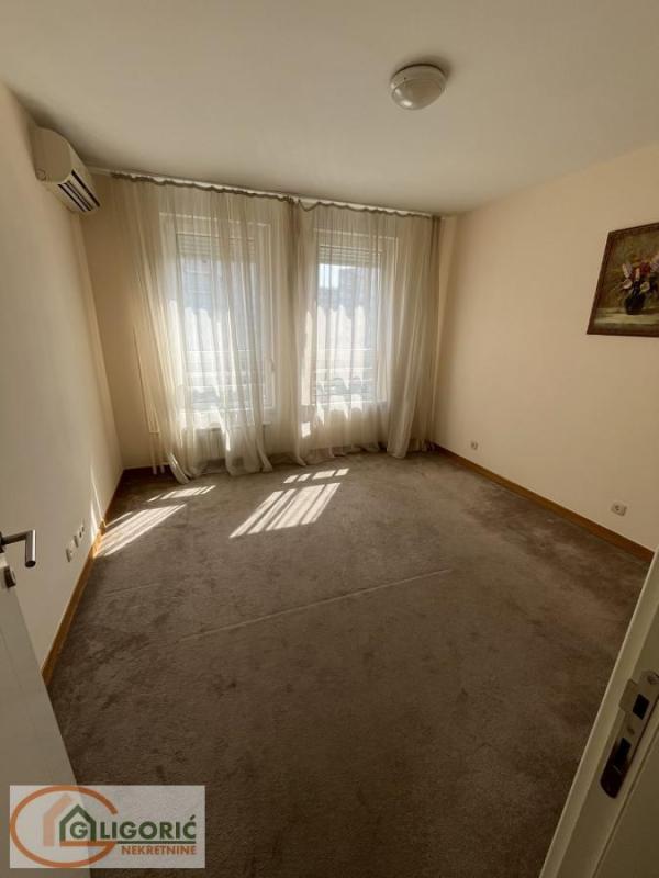 Slika 10 - Bulevar Crvene Armije, Trosoban stan na prodaju, 106m2, 399.000€