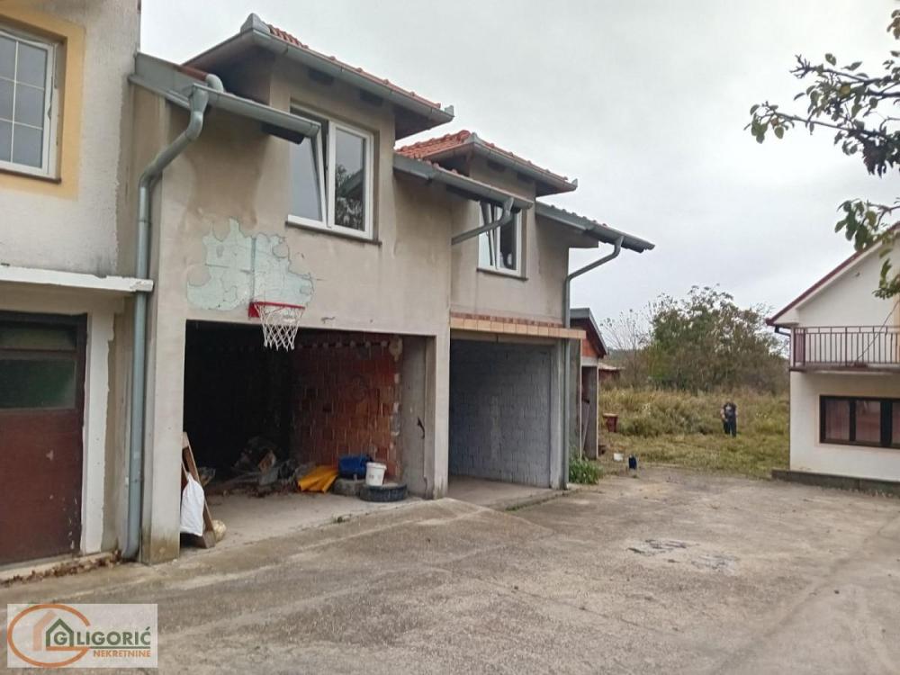 Slika 8 - Prvog Maja,  Kuća na prodaju, 74m2, 150.000€