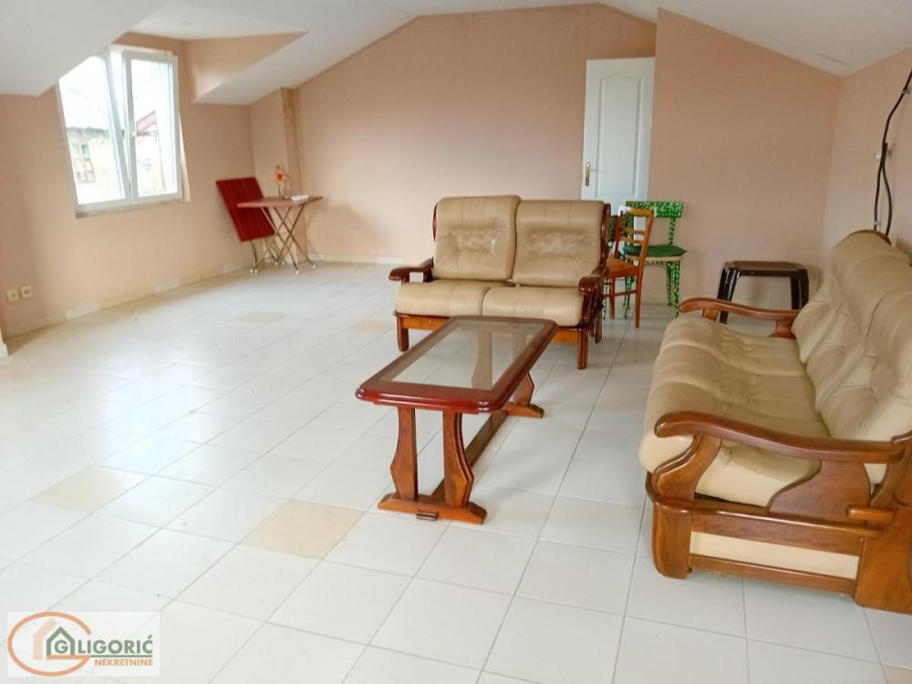 Slika 5 - Prvog Maja,  Kuća na prodaju, 74m2, 150.000€