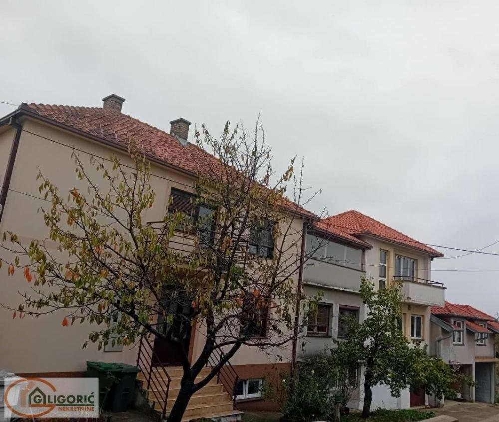 Slika 2 - Prvog Maja,  Kuća na prodaju, 74m2, 150.000€