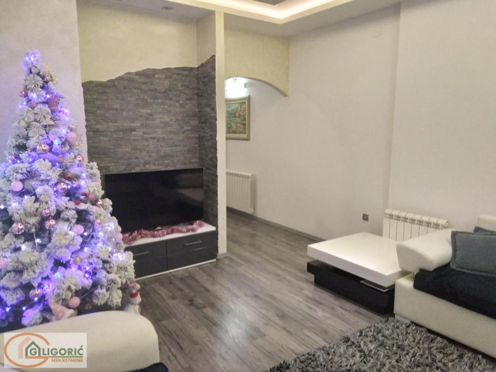 Glavna slika -Cerska, Četvorosoban stan na prodaju, 106m2, 350.000€