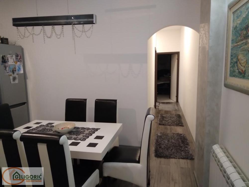 Slika 5 - Cerska, Četvorosoban stan na prodaju, 106m2, 350.000€