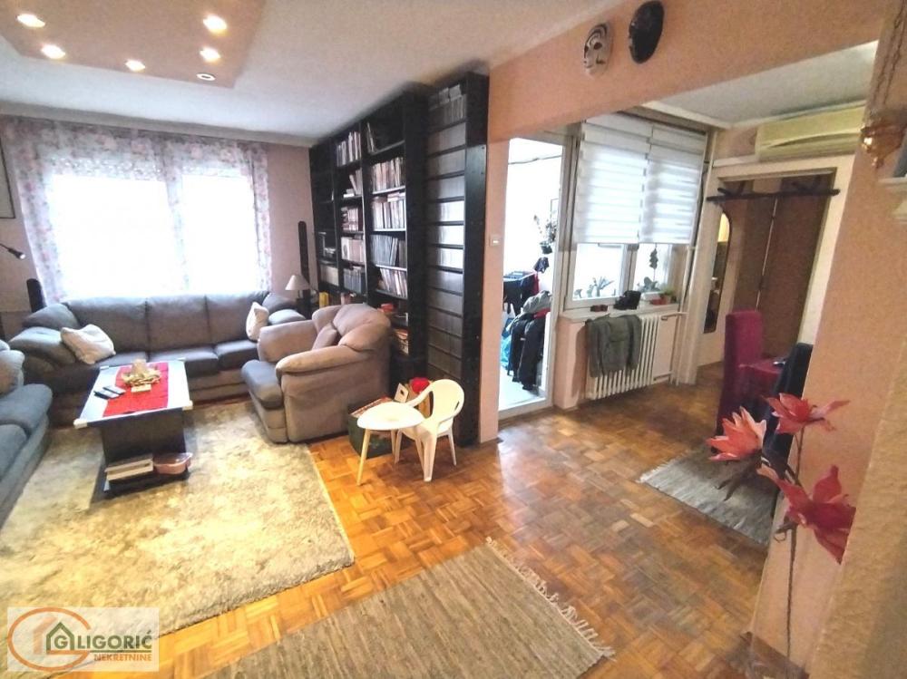 Slika 1 - Četvorosoban stan na prodaju, 86m2, 280.000€