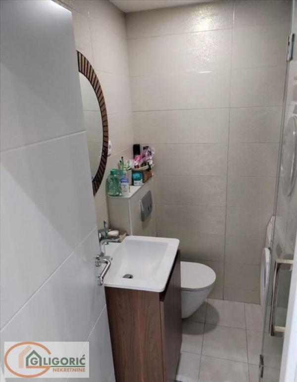 Slika 10 - Radoja Domanovića, Trosoban stan na prodaju, 64m2, 265.000€