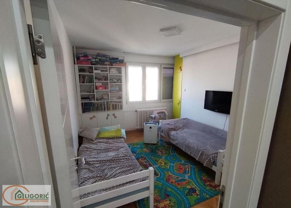 Slika 6 - Radoja Domanovića, Trosoban stan na prodaju, 64m2, 265.000€