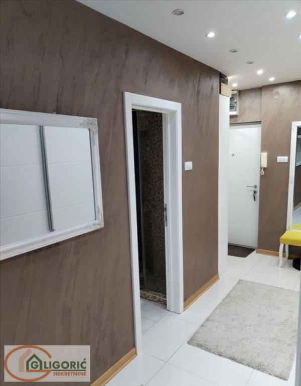 Slika 7 - Radoja Domanovića, Trosoban stan na prodaju, 64m2, 265.000€