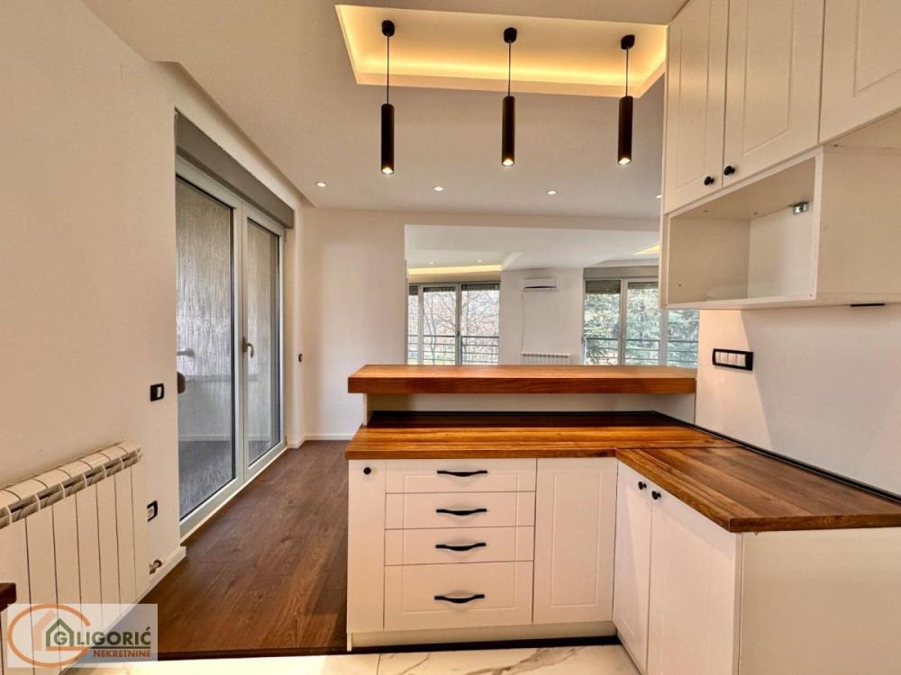 Slika 4 -  Kuća na prodaju, 195m2, 750.000€