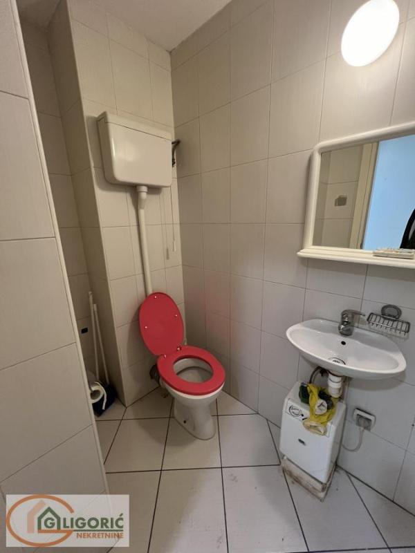 Slika 2 - Balkanska,  Lokal na prodaju, 23m2, 110.000€