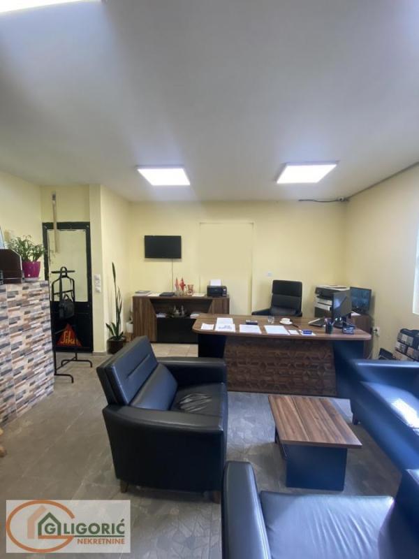 Slika 2 - Smederevski put,  Lokal za izdavanje, 120m2, 1.500€