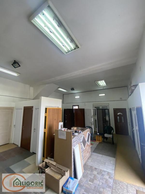 Slika 11 - Smederevski put,  Lokal za izdavanje, 120m2, 1.500€