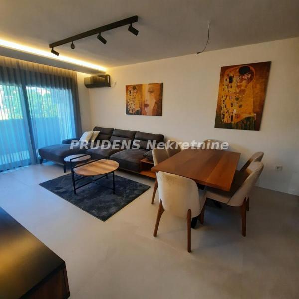 Glavna slika -Južni bulevar, Dvoiposoban stan za izdavanje, 62m2, 1.200€